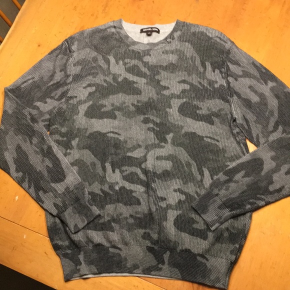 Michael Kors Grey Knit Camo Sweater Host Pick - Picture 7 of 12